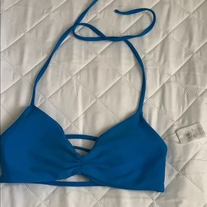 Body glove bikini top